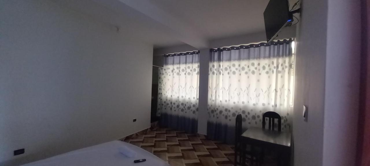 Hospedaje Miraflores Мойобамба Екстериор снимка