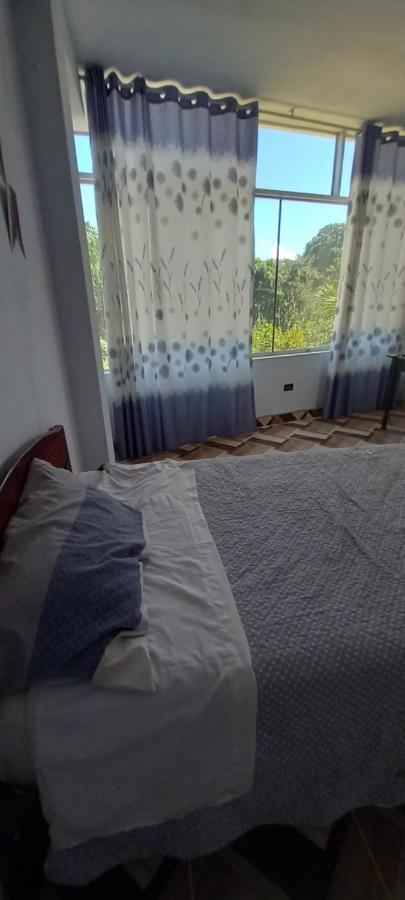 Hospedaje Miraflores Мойобамба Екстериор снимка